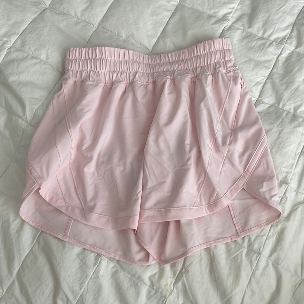 Lululemon track that mid rise 5” shorts